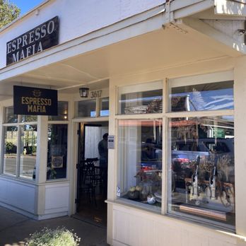 Espresso Mafia - Main entrance - Coffee & Tea Near Me - Makawao, Hawaii Espresso Mafia - Main entrance - Coffee & Tea Near Me - Makawao, Hawaii