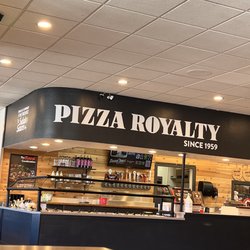 Round Table Pizza - Round Table!!