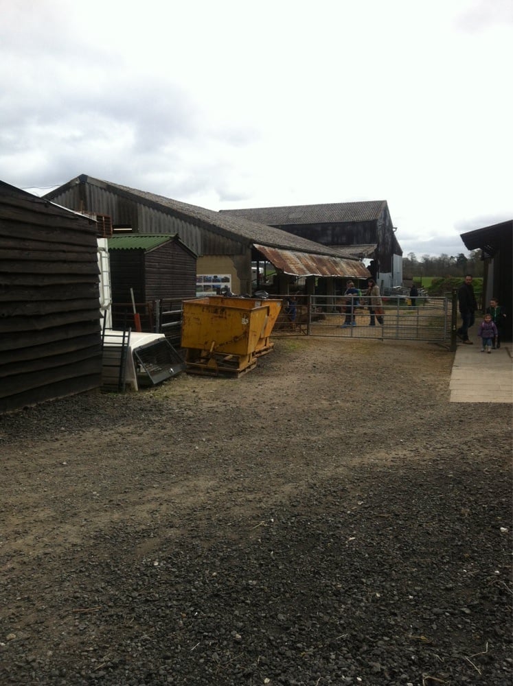 GASTON FARM 34 School Hill, Slindon, West Sussex, United Kingdom