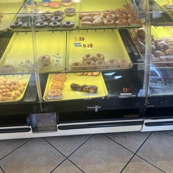 Fantastic Donuts & Croissants - Donuts Near Me - Houston, Texas Fantastic Donuts & Croissants - Donuts Near Me - Houston, Texas