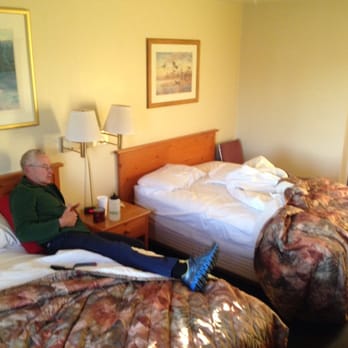 Sidney Inn - The other bed in this room cost me an extra $8 on top of the $52 I already paid before hotels.com took an addt'l $5 commission. - Hotels Near Me - Sidney, Nebraska
