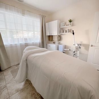 Liv Beauty - Treatment room - Eyelash Service Near Me - Livermore, California Liv Beauty - Treatment room - Eyelash Service Near Me - Livermore, California