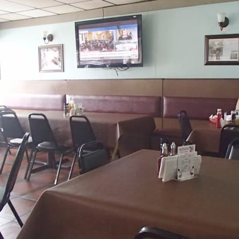 Salt & Pepper Chef - General dinning area - Latin American Near Me - Pompano Beach, Florida