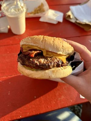 Mike's Drive-In by null