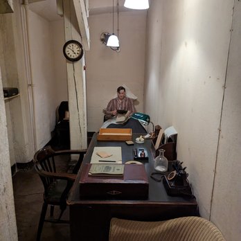 Churchill War Rooms - Landmarks & Historical Buildings Near Me - London, XGL Churchill War Rooms - Landmarks & Historical Buildings Near Me - London, XGL