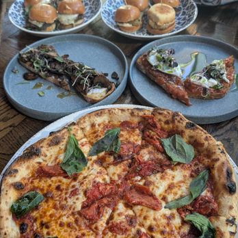 Siena Tavern - Italian Near Me - Chicago, Illinois Siena Tavern - Italian Near Me - Chicago, Illinois