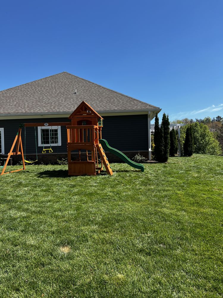 LUXURY GROUNDS MAINTENANCE Crozet, Virginia Lawn Services Phone Number Yelp