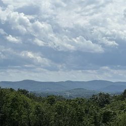 Dobbins Creek Vineyard - More mountain top view