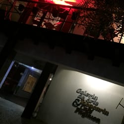 Café Pagliuca - Entrada e vista da aconchegante parte superior