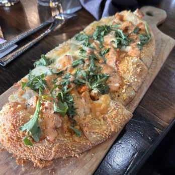 712 Eat + Drink - Hot Honey Chicken Flatbread - New American Near Me - Council Bluffs, Iowa 712 Eat + Drink - Hot Honey Chicken Flatbread - New American Near Me - Council Bluffs, Iowa