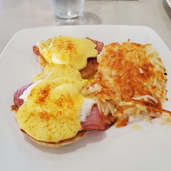 Butter Smith Kitchen & Pies - American Near Me - El Paso, Texas Butter Smith Kitchen & Pies - American Near Me - El Paso, Texas