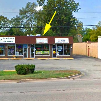 Original Tacos - It's an easy place to miss. It's between the dog grooming place (Jimminy Clippers) and Morke's chocolates. - Mexican Near Me - Palatine, Illinois