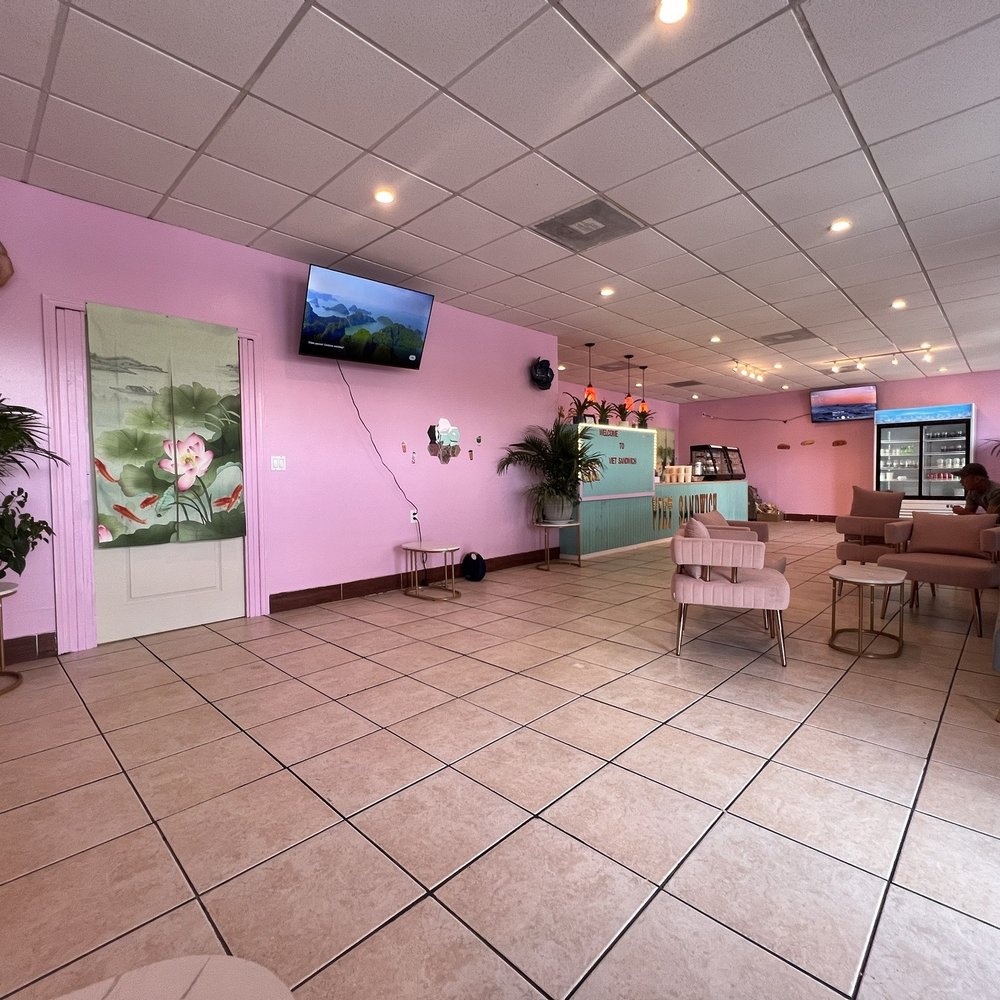 Viet Sandwich - Inside .... Seating Area - Vietnamese Near Me - Tampa, Florida Viet Sandwich - Inside .... Seating Area - Vietnamese Near Me - Tampa, Florida