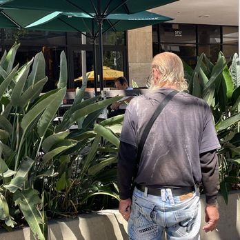 Starbucks - So rude. He can literally walk to 2 businesses that are closed next to Starbucks to smoke, but too much ego I guess. - Coffee & Tea Near Me - Los Angeles, California Starbucks - So rude. He can literally walk to 2 businesses that are closed next to Starbucks to smoke, but too much ego I guess. - Coffee & Tea Near Me - Los Angeles, California