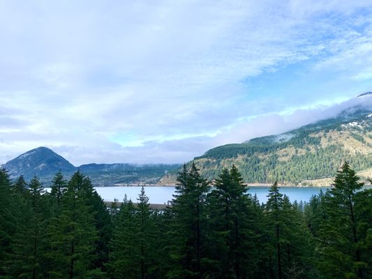 Starvation Creek Falls by null