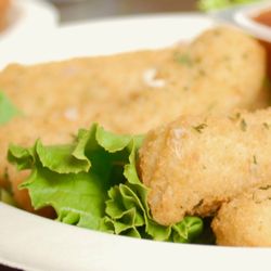 NazBar & Grill - Mozzarella Sticks