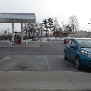 Stewart's Shops - a blue car parked at a gas station - Convenience Stores Near Me - Latham, New York