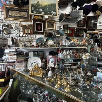 Helping Hand Thrift Shop - More nice stuff - Thrift Stores Near Me - Los Angeles, California