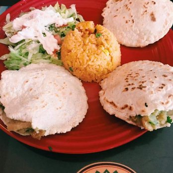 El Rincon Zacatecano - Gorditas con chicharron y salsa verde - Mexican Near Me - Manchester, New Hampshire