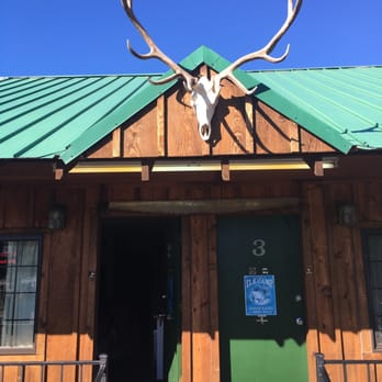The Woodsman Country Lodge - Bearded City Hipsters would Dig this Hotel - Hotels Near Me - Crescent, Oregon The Woodsman Country Lodge - Bearded City Hipsters would Dig this Hotel - Hotels Near Me - Crescent, Oregon