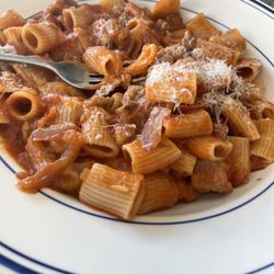 Bacione Pasta Shop - Rigatoni Norma