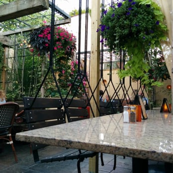 India Restaurant - Outdoor patio is amazing - Indian Near Me - Providence, Rhode Island