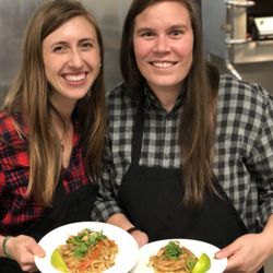Feed The Mass - Making that Pad Thai