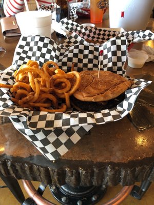 Kickin Wings by null