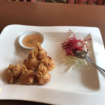 Gumrai Thai - Golden Money - Thai Near Me - Arlington Heights, Illinois Gumrai Thai - Golden Money - Thai Near Me - Arlington Heights, Illinois