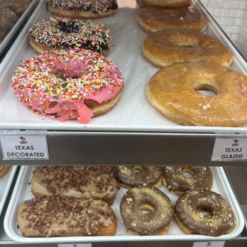 Randy’s Donuts - Coffee & Tea Near Me - San Diego, California Randy’s Donuts - Coffee & Tea Near Me - San Diego, California