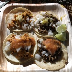 Primo Tacos - Pollo and asada tacos