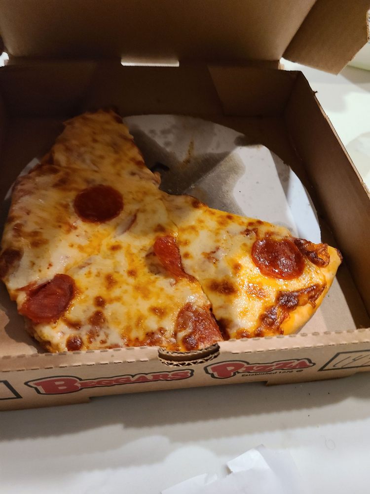 BEGGARS PIZZA Updated August 2024 10 Photos & 10 Reviews 1400 E