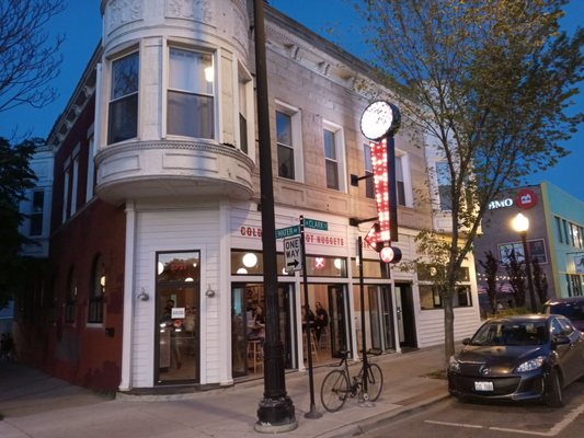 Parson's Chicken & Fish (Andersonville) by null