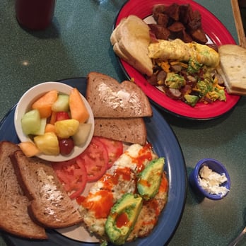 Buck's - L : Dr. Perkins breakfast special, R : build your own omelet with sausage, avocado, and Cheddar - American Near Me - Woodside, California Buck's - L : Dr. Perkins breakfast special, R : build your own omelet with sausage, avocado, and Cheddar - American Near Me - Woodside, California