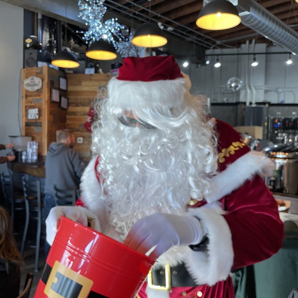 Printer’s Row Brewing - Santa! - Breweries Near Me - Chicago, Illinois Printer’s Row Brewing - Santa! - Breweries Near Me - Chicago, Illinois