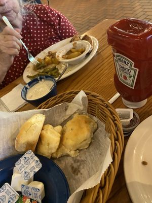 Cracker Barrel Old Country Store by null