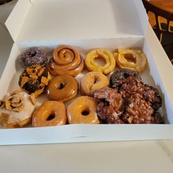 Lickin Good Donuts - Our dozen -specialty