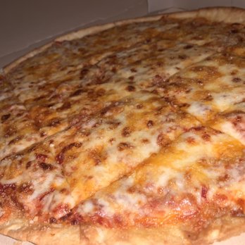 Hungry Howie's Pizza & Subs - 3 cheese blend, butter/garlic seasoned crust - Pizza Near Me - Altamonte Springs, Florida