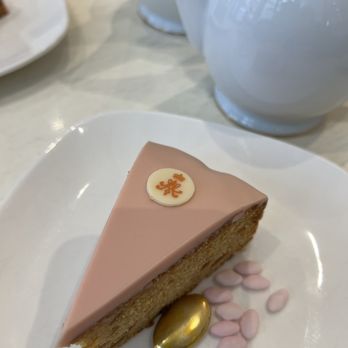 Nina's - Have tea and don't forget to try the cake!! - Coffee & Tea Near Me - Paris, 75 Nina's - Have tea and don't forget to try the cake!! - Coffee & Tea Near Me - Paris, 75