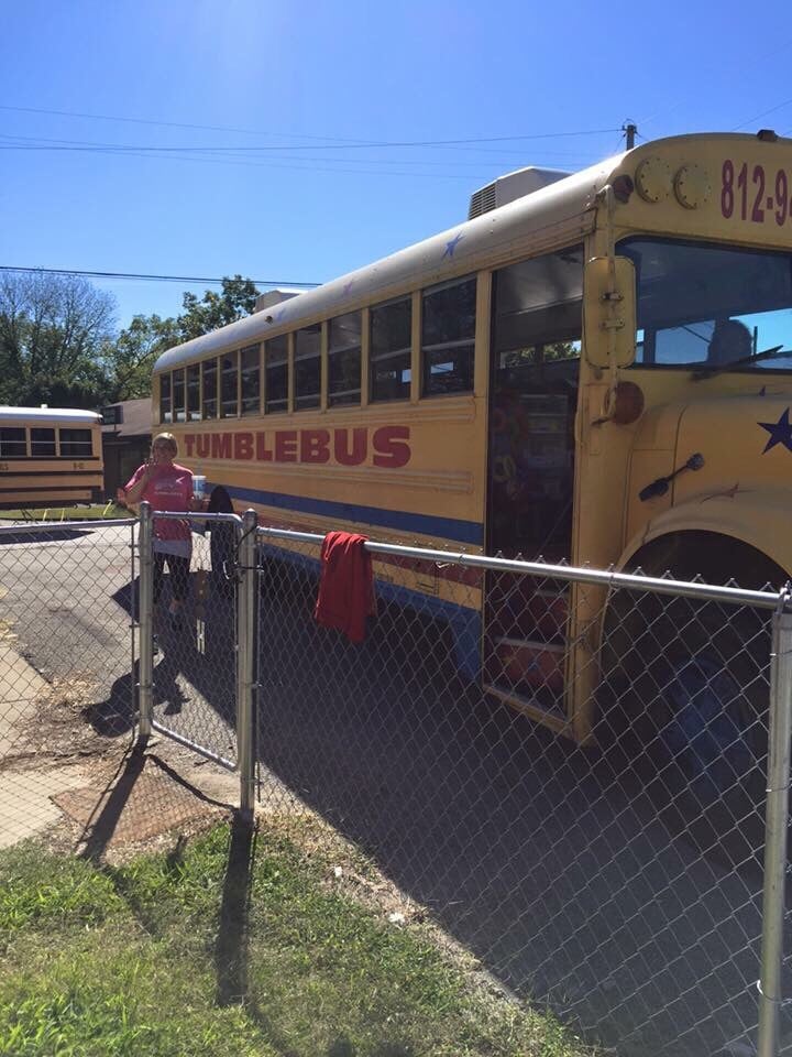 Tumblebus of Louisville Logo