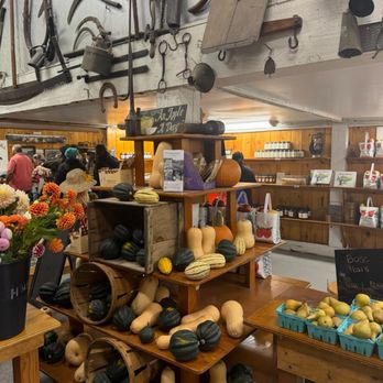 Honey Pot Hill Orchards - Gourds - Fruits & Veggies Near Me - Stow, Massachusetts