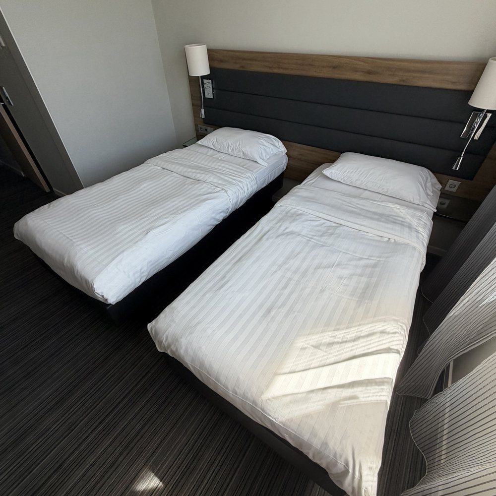 MOXY Munich Airport - Hotels Near Me - Oberding Schwaig, BY MOXY Munich Airport - Hotels Near Me - Oberding Schwaig, BY