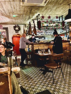 Cava Bodega by null