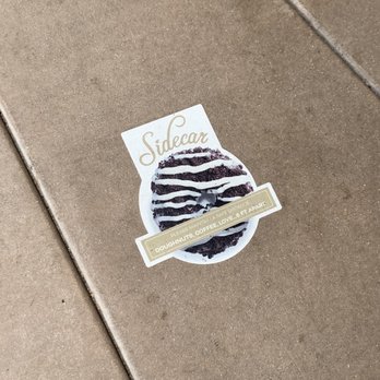 Sidecar Doughnuts & Coffee - Stickers on the ground for social distancing - Donuts Near Me - Costa Mesa, California Sidecar Doughnuts & Coffee - Stickers on the ground for social distancing - Donuts Near Me - Costa Mesa, California