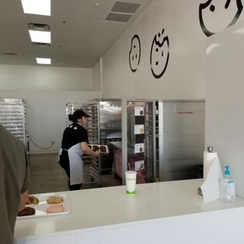 Crumbl - Tatum - Bakeries Near Me - Phoenix, Arizona