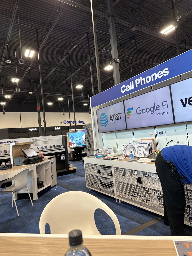 BEST BUY NOVI Updated September 2024 15 Photos & 82 Reviews