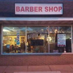 Old Fashioned Barber Shop - Amazing dose of nostalgia in a classic barber shop!