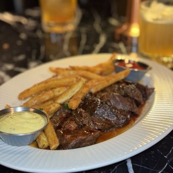 Grill on 21 - Steak Frites Dinner - Steakhouses Near Me - Chicago, Illinois