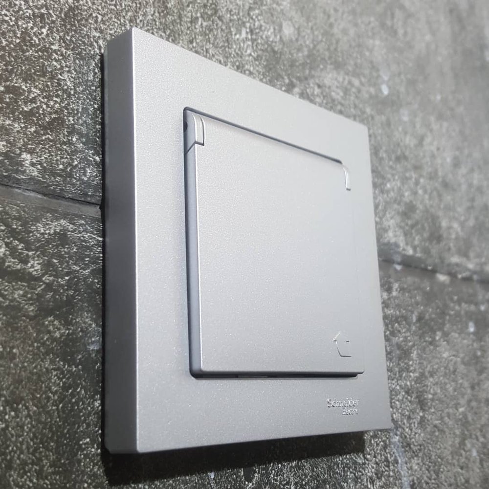 Slide of Ingenious Electrician