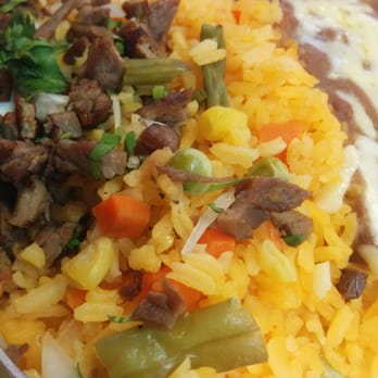 Super Pollo Restaurant - Carrots and Green beans in Mexican Rice??? - Honduran Near Me - Chicago, Illinois